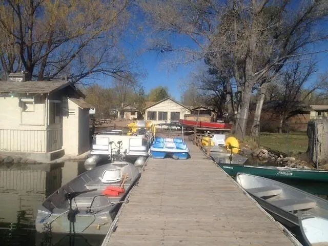 Rainbows End Fishing Resort 4*