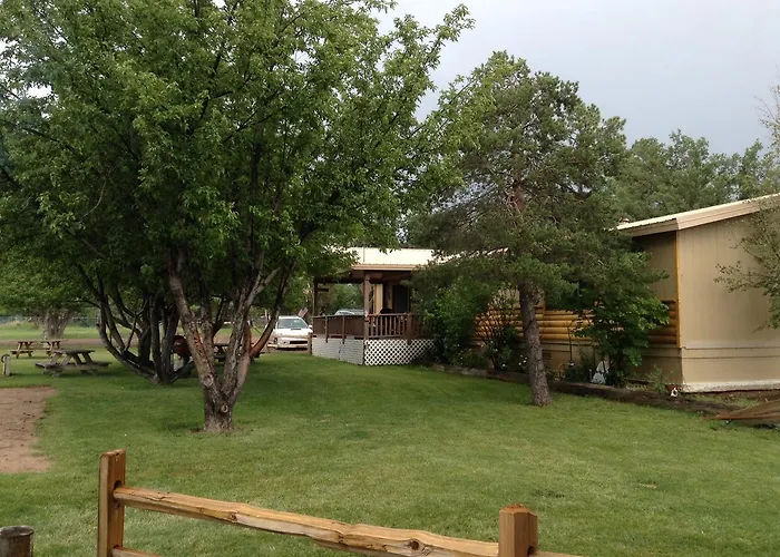 Rainbows End Fishing Resort 4*